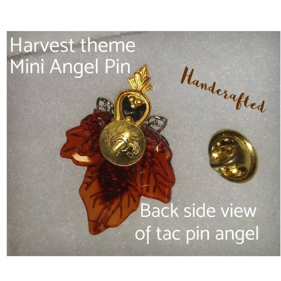Miss Mabel  Maple Leaf  Angel Pin - Picture 4 of 7